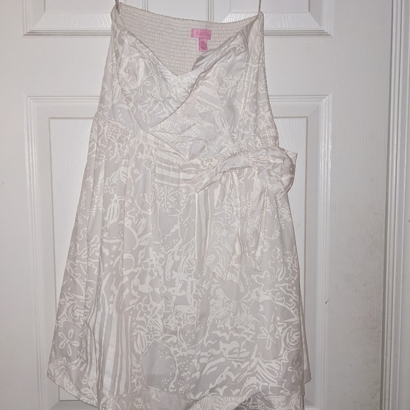 White patterned dress - Picture 1 of 3